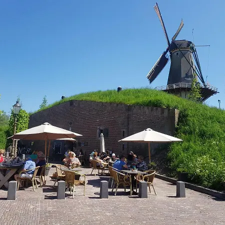 Kazemat Zus * Woudrichem