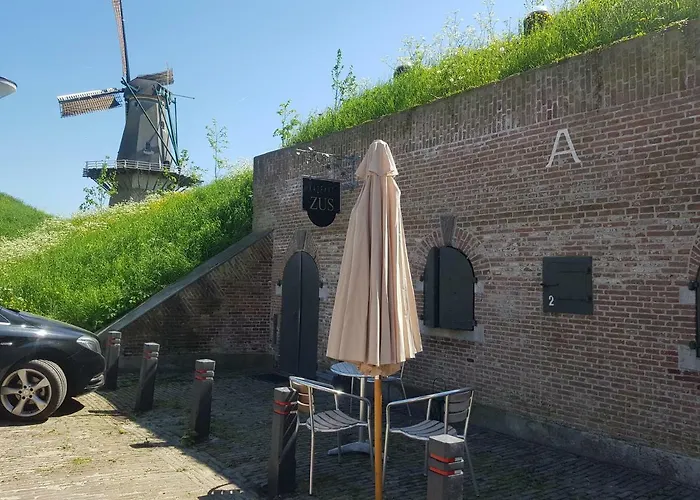 Apartament Kazemat Zus Woudrichem