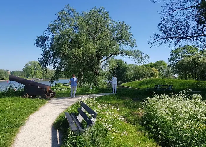 Kazemat Zus * Woudrichem