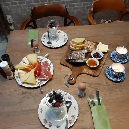 公寓 Kazemat Zus *